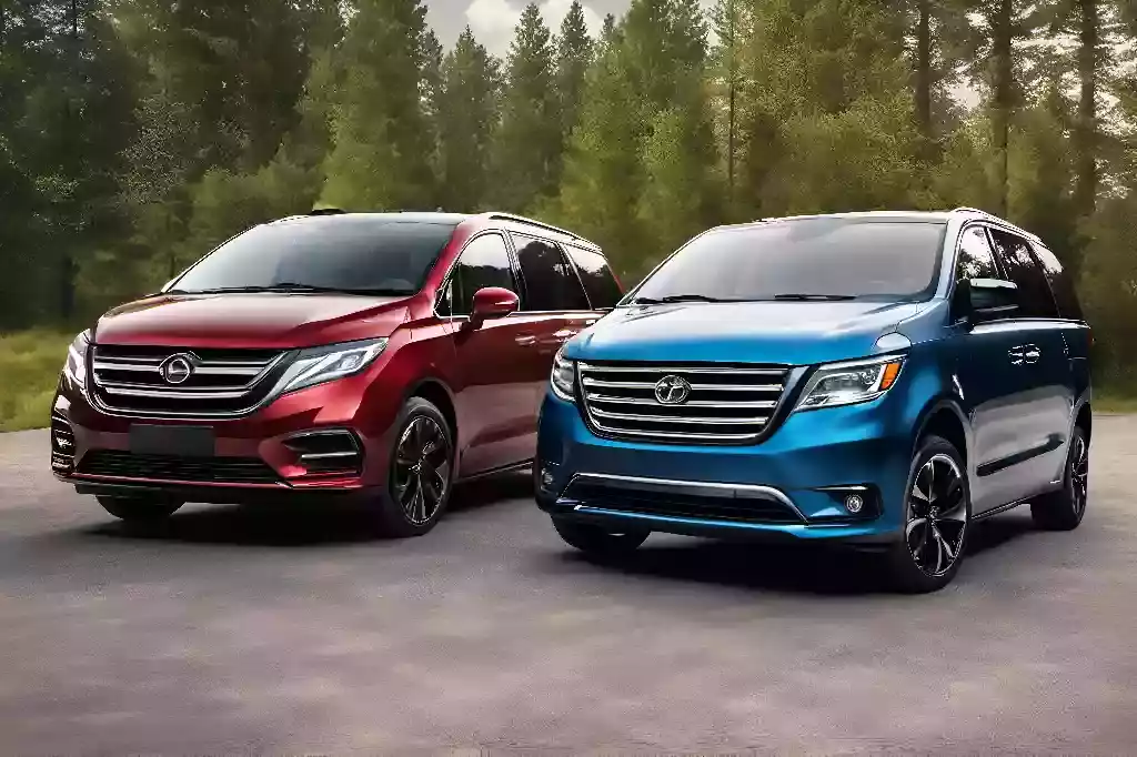 Comparison of a minivan and SUV side by side